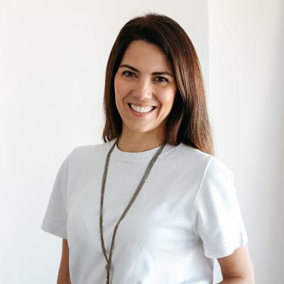 aboutPage.foundersSection.founders.marina.name